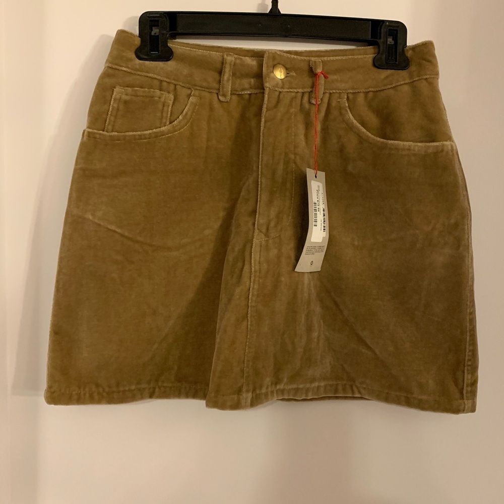 💚 Katherine Hamnett velvet mini skirt